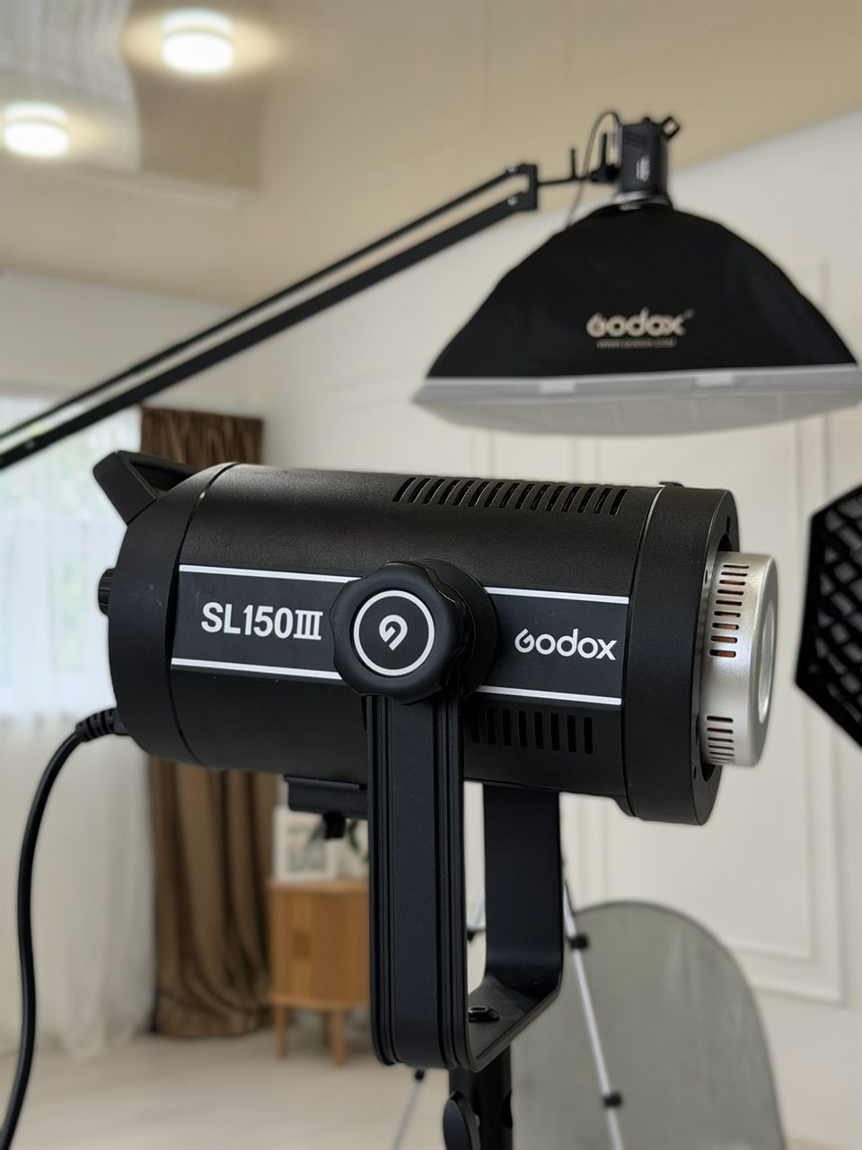 Godox SL150III + рефлектор