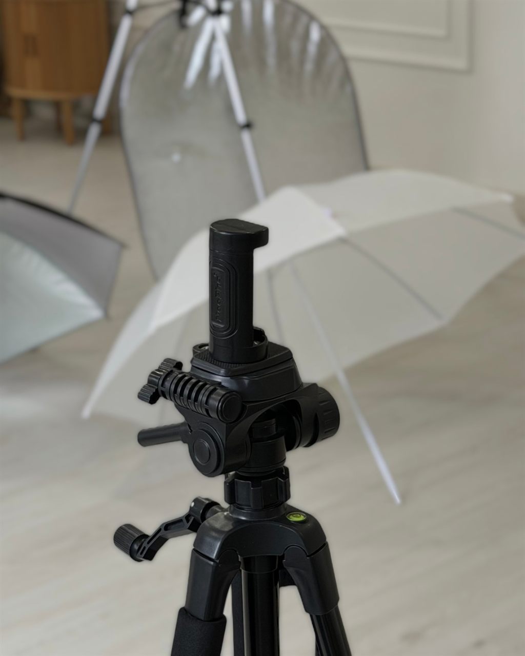 Штатив NeePho для фотоапарата та смартфона